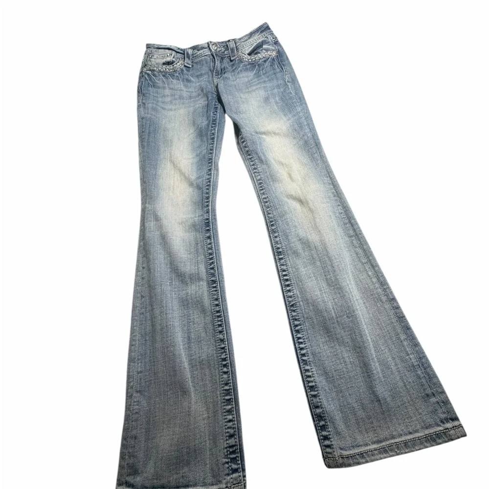 Miss Me Light Wash Embellished Flap Pocket Bootcut Jeans Sz 28 - Picture 4 of 15